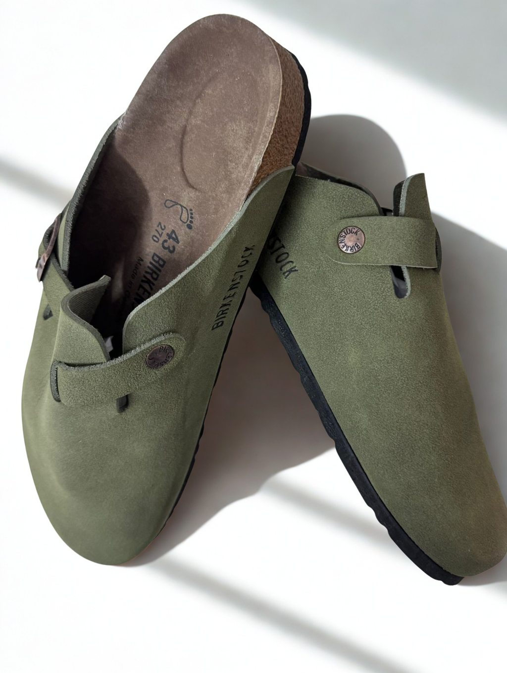 Birkenstock Boston Clogs in Dark Green